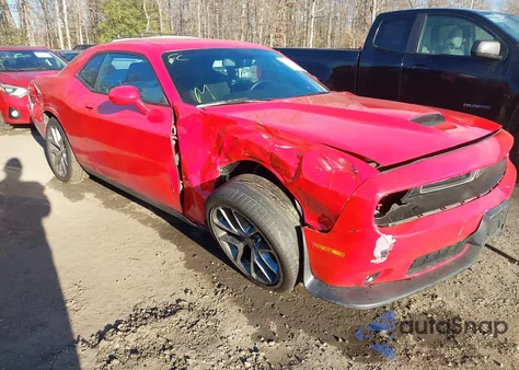 2022 Dodge Challenger Gt z USA, uszkodzony, nr VIN 2C3CDZJG6NH249587